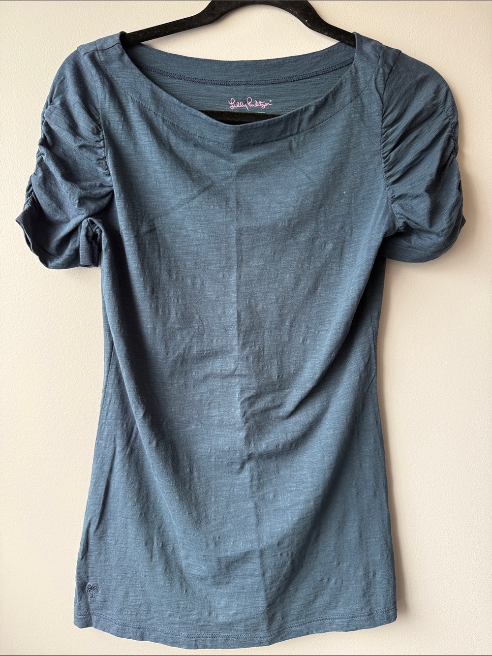 Lilly Pulitzer Dusky Blue Ruched Puff Sleeve Tee 100% Pima cotton great basic M
